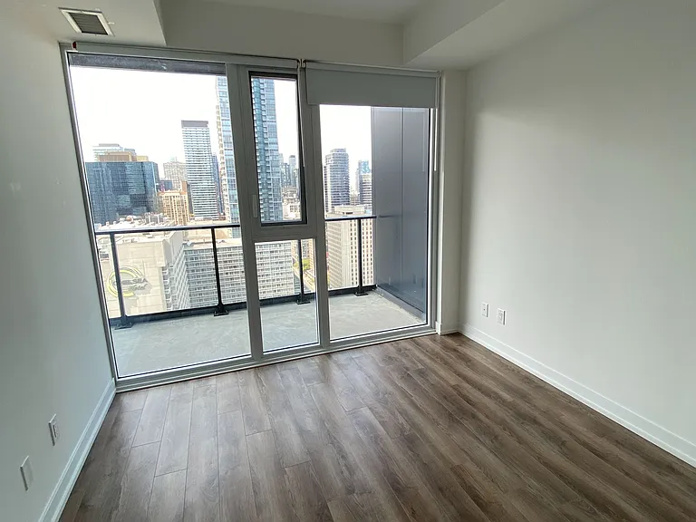 20 Edward St #2816 — Photo 11