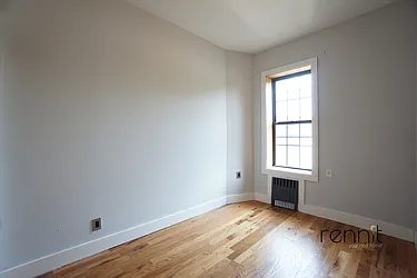 Rented by Rennit Inc.