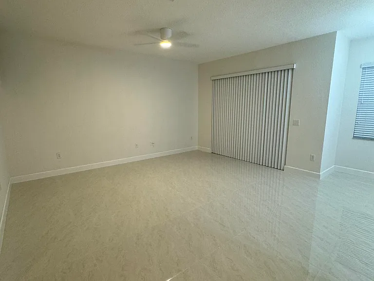 10941 Bitternut Hickory Ln — Photo 4