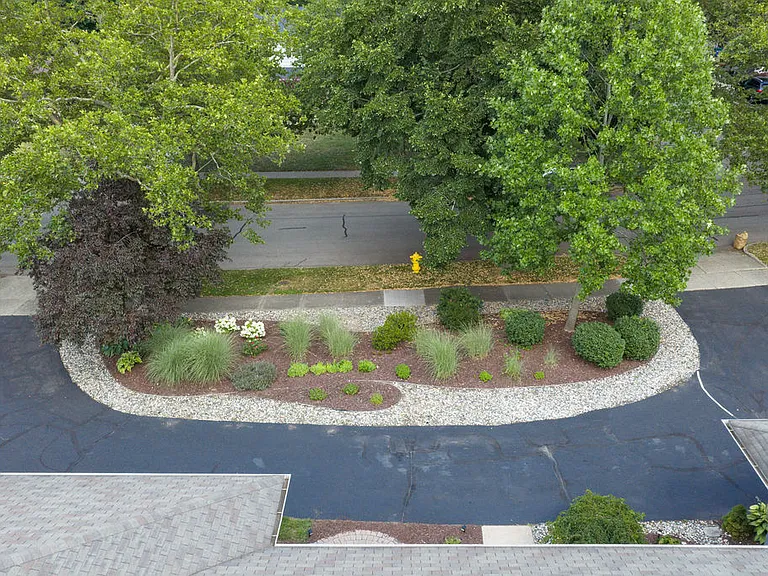 1949 Meadowfield Dr NE — Photo 55