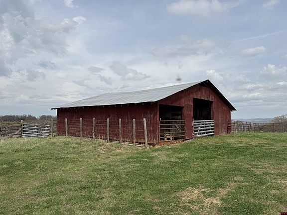 3rd image of 17477 N Highway 7