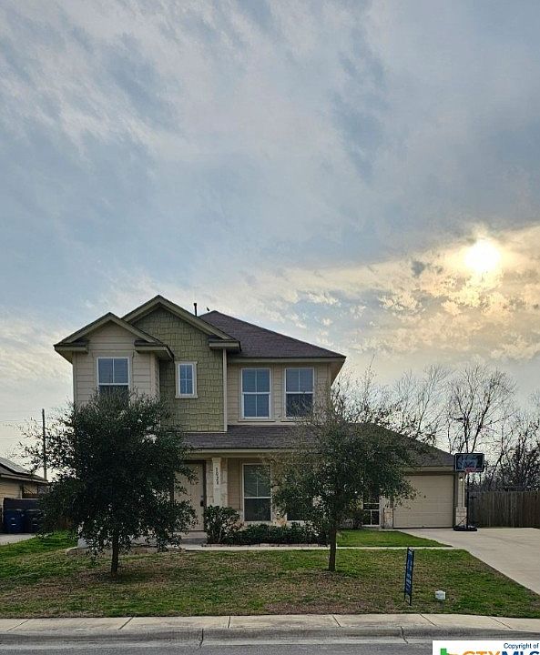1st image of 1028 Magnolia Wind