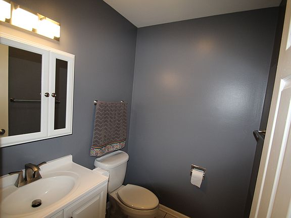 5th image of 3229 W Lake Ave APT B