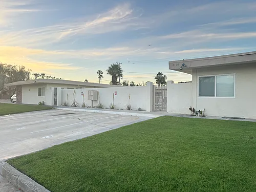 2100 E Desert Park Ave #7 Photo 1