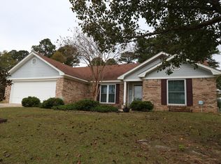 22 Bowling Green Cir, Columbus, MS 39702