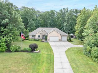 1144 Moonriver Dr, De Pere, WI 54115