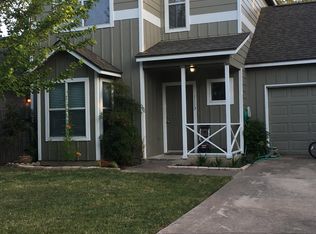 1113 E 3rd St, Georgetown, TX 78626