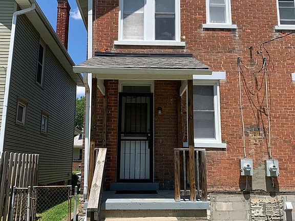 4th image of 1645-47 E Granville St