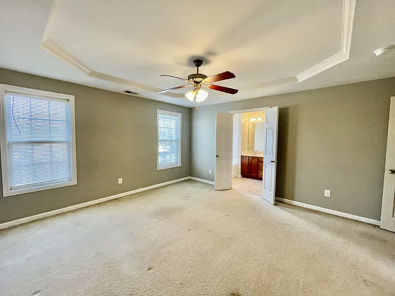 219 Bennington Dr — Photo 18
