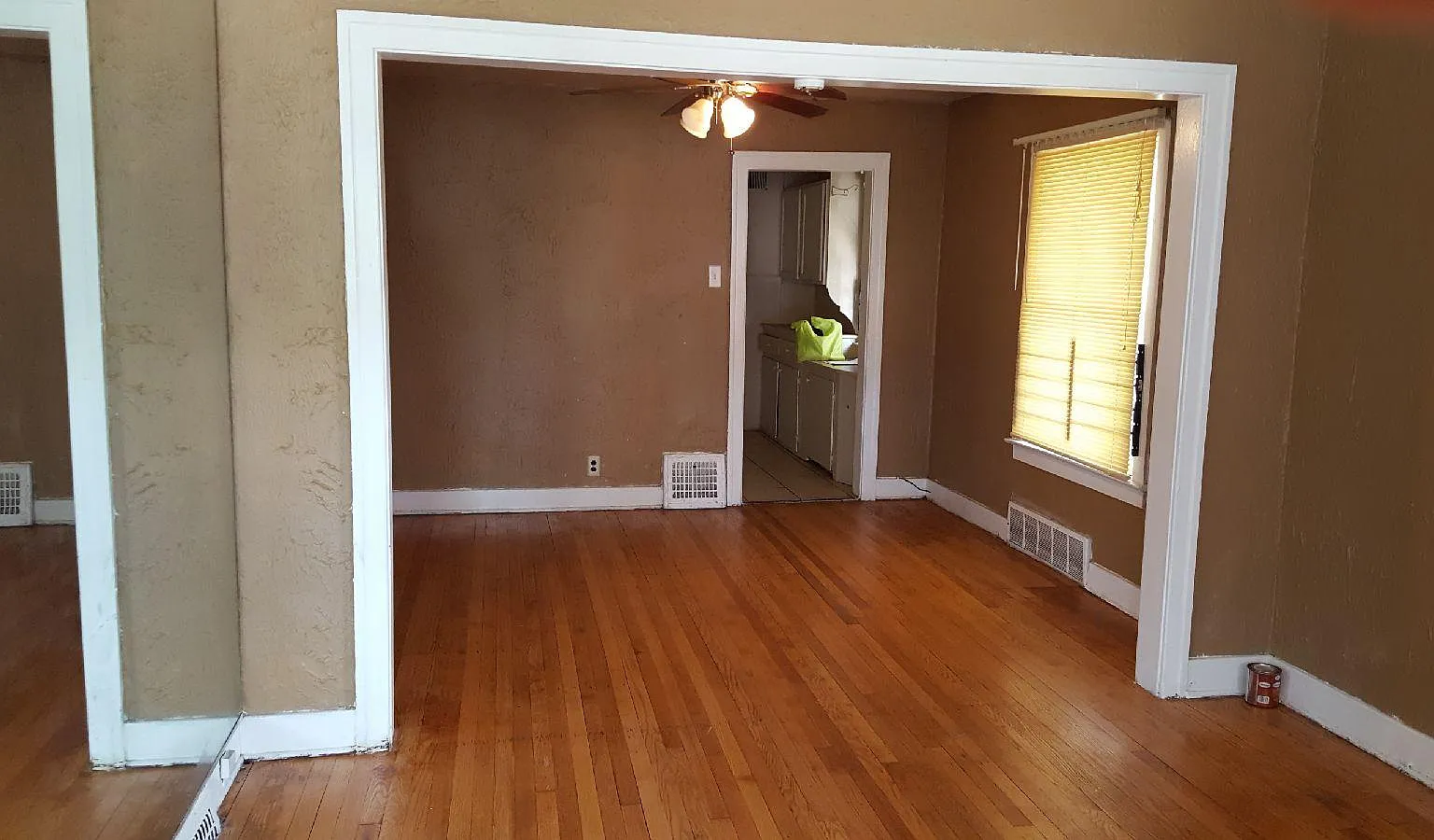 3 bed, 1800 sqft, $1,200 — Photo 4