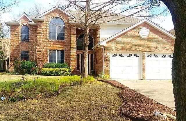 1st image of 4313 Greenwood Ln