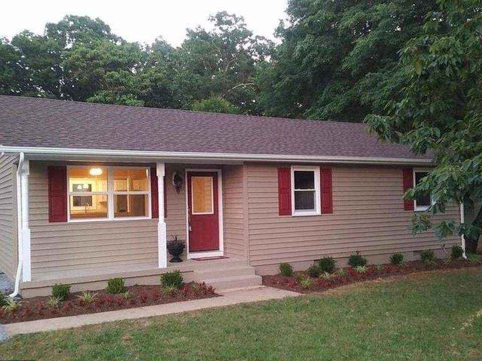 1st image of 40790 King Dr