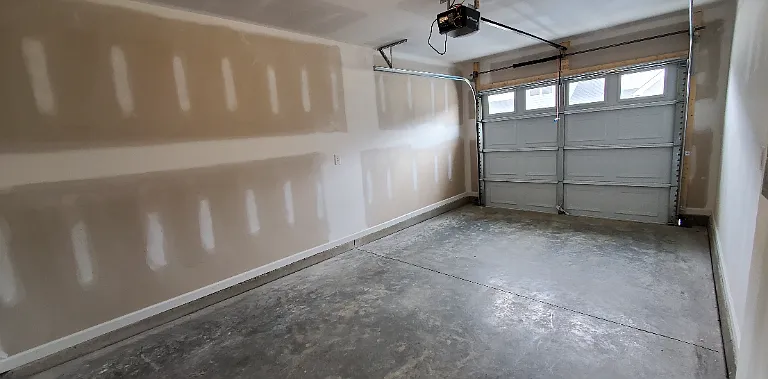 211 Ruth Way — Photo 44