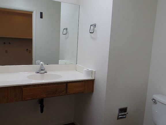 5th image of 7208 Palo Alto Ave APT 5