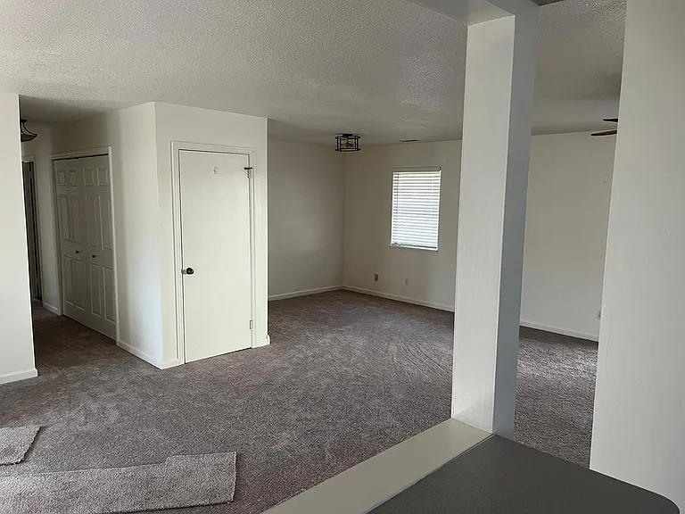 3735 N Armstrong Dr — Photo 7