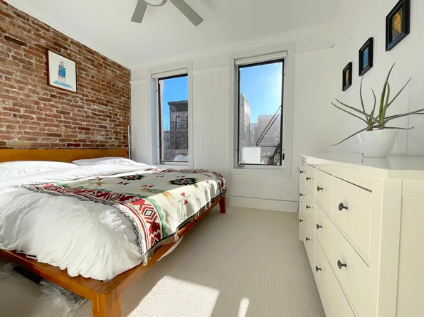 613 East 6th Street image 1 of 7