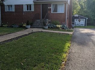 3240 Dye Dr, Falls Church, VA 22042