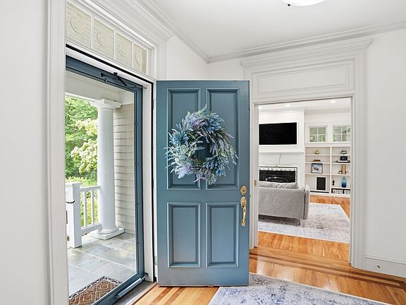 5th image of 72 Indian Cove Rd