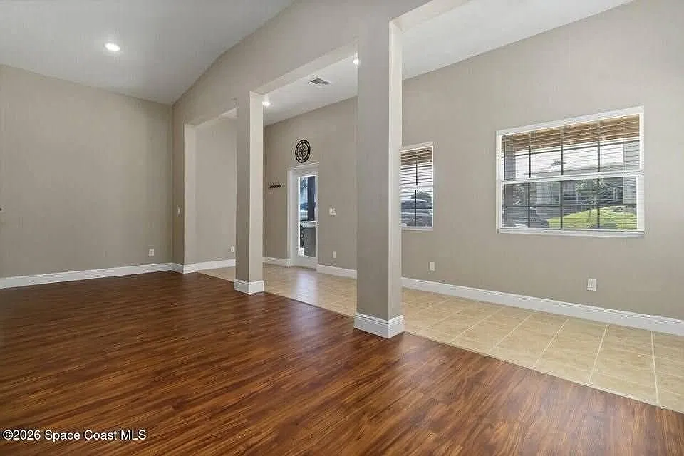 1 bed, 1.0 bath, 959 sqft, $1,800 — Photo 2