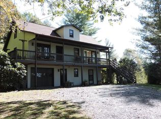 105 Settlers Ridge Rd, Burnsville, NC 28714