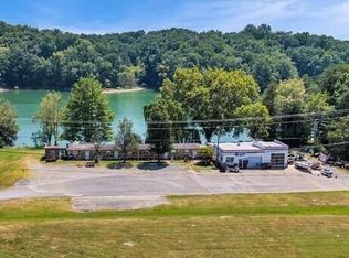 2271 Broadway Dr, Bean Station, TN 37708
