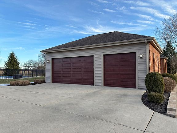 4th image of 3025 Smartweed Ln