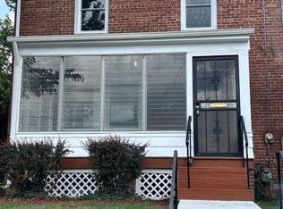1903 R St SE, Washington, DC 20020