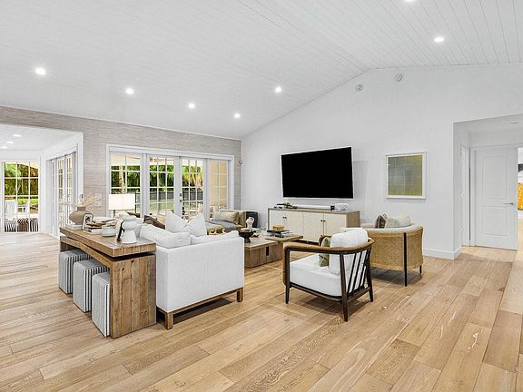 5th image of 17844 Scarsdale Way