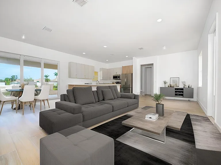 15061 Brainbridge Cir — Photo 11