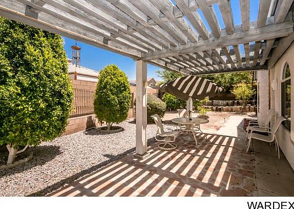 3rd image of 2223 Saddlebrook Ln