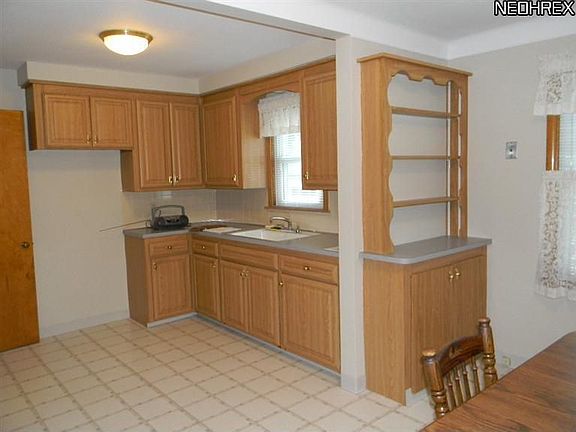 2nd image of 10912 Brunswick Ave