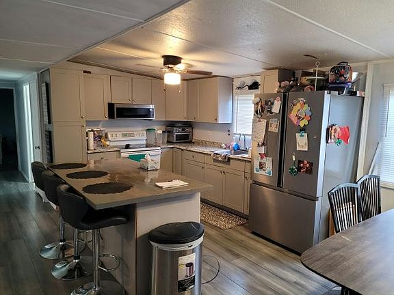 4th image of 4000 24th St N #506