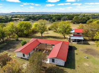 331 Lacey Dr, Bandera, TX 78003