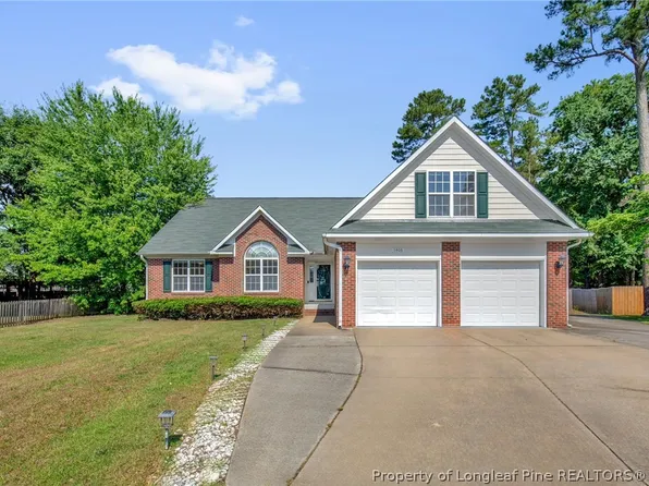 1406 Averton Ct, Fayetteville, NC 28314