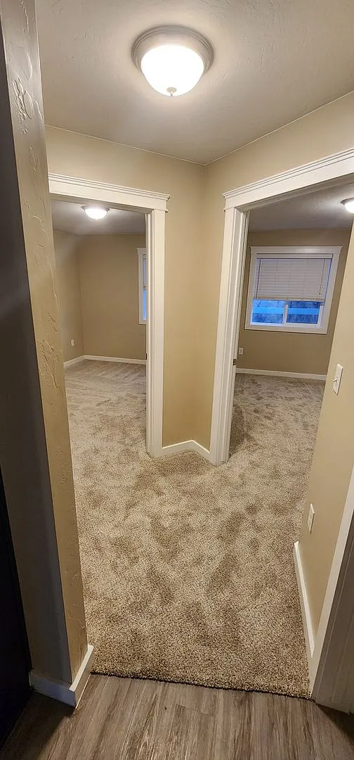 235 W Siphon Rd — Photo 1