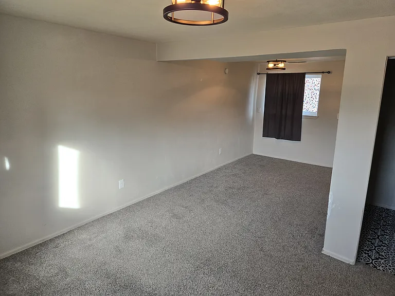 837 Hayden Dr — Photo 8