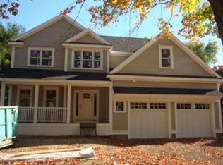 9 Riverview Rd, Hingham, MA 02043