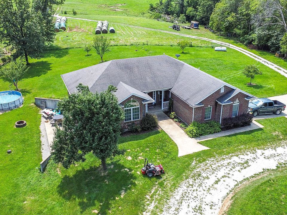 11627 Hawk Hill Ln, Boonville, MO 65233 | Zillow