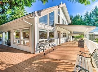 535 Juanita Dr, Brinnon, WA 98320