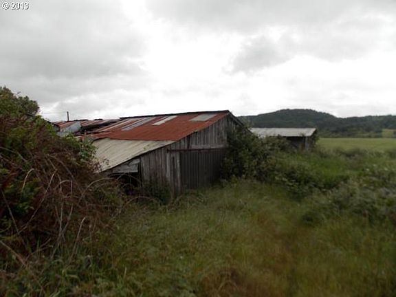 2nd image of 89592 N Bank Ln