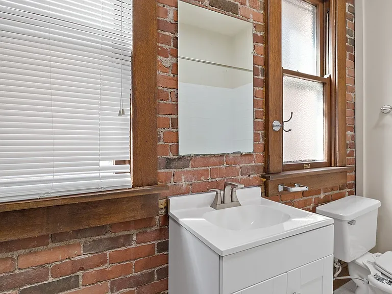 The Bronx on Central - Luxury Living in Old World Setting — Photo 13