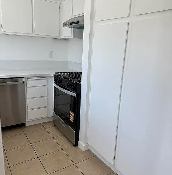 2217 Alabama St #C — Photo 2