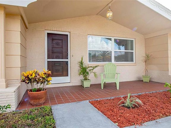 3rd image of 5520 Baroque Dr