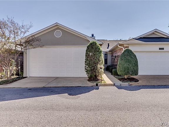 2nd image of 1719 Dauphine Dr