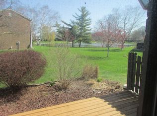 8333 Lakeview Ct, Ypsilanti, MI 48198