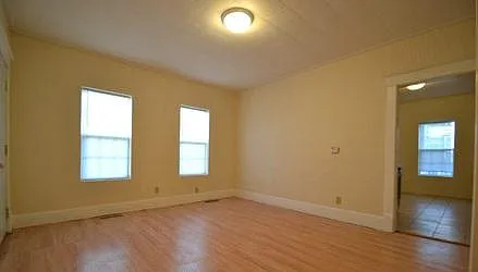 1507 Washington St — Photo 2