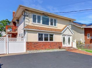 38 Yacht Club Rd, Babylon, NY 11702