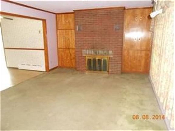 2nd image of 1615 N 34th Ave