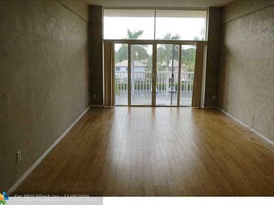 1350 SE 3rd Ave APT 402, Dania Beach, FL, 33004