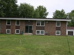 320 Spruce Dr E APT 1, Annandale, MN 55302